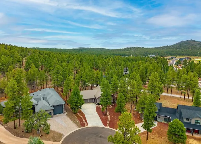 The Ravens Court Retreat - Pathway To The Canyon Holiday home